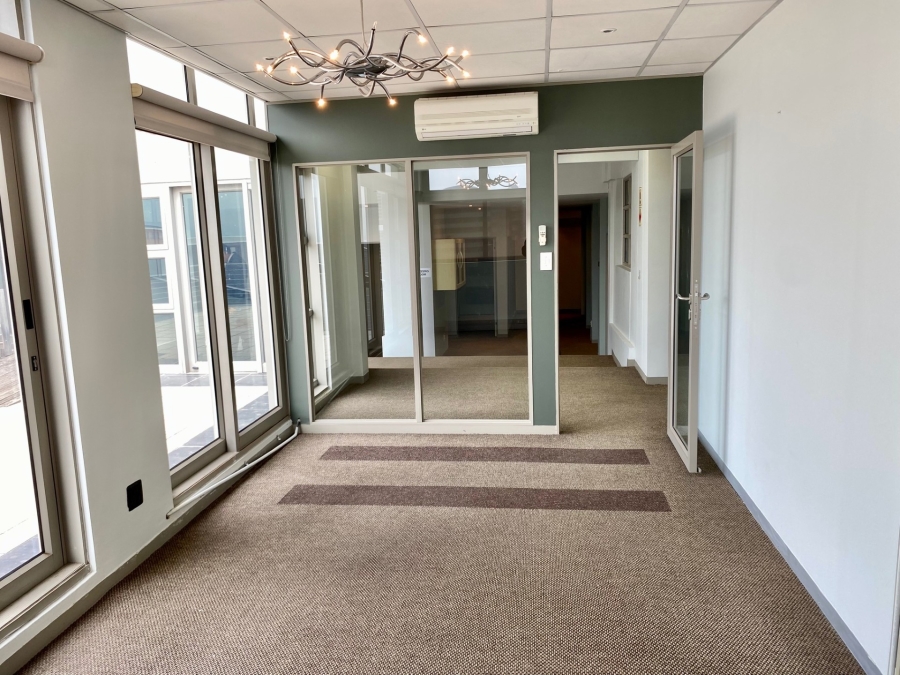 To Let Commercial Property for Rent in Salt River Western Cape